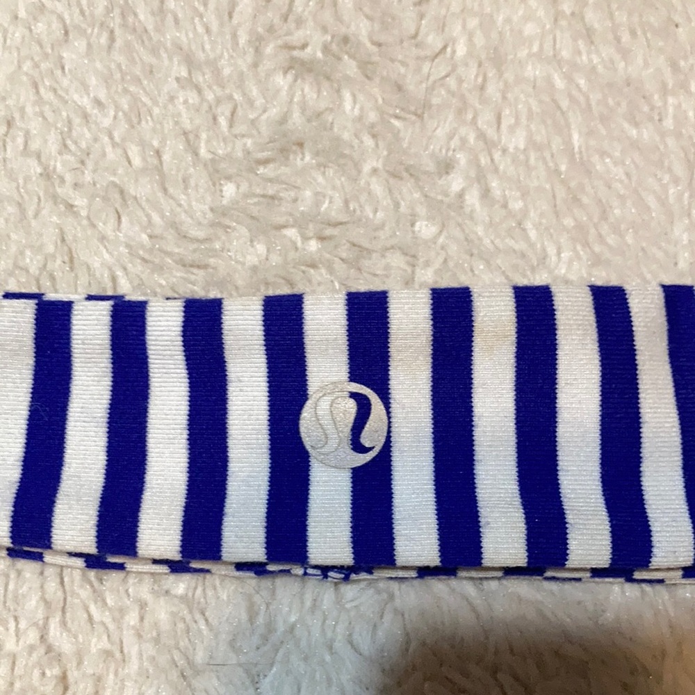 I am selling a navy blue and white striped Lululemon headband